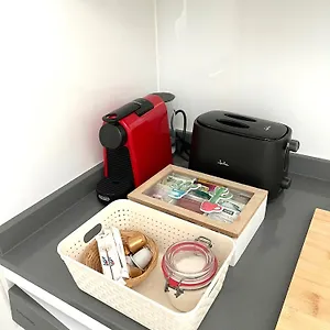 Precioso Estudio En Barajas, A Un Paso Del Metro Apartamento Madrid